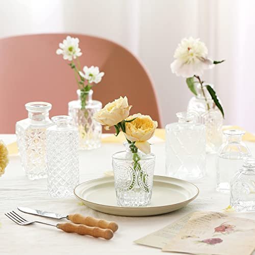 CUCUMI Set of 12 Vintage Glass Bud Vases