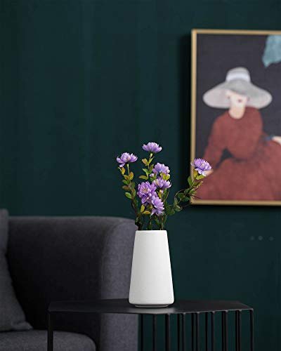 Elegant Minimalist White Ceramic Vase for Modern Decor