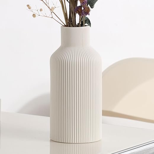 Elegant White Ceramic Flower Vase for Modern Home Decor
